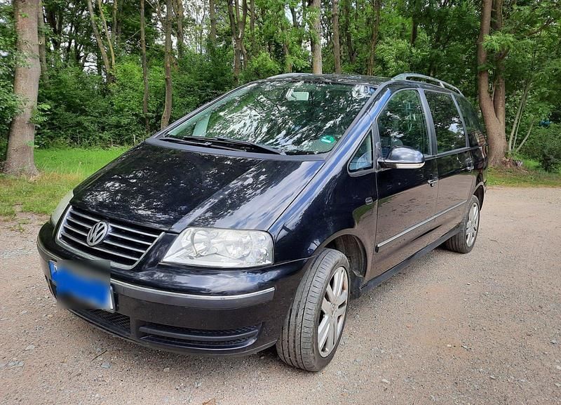 Schwarz Gebraucht 2007 VW Sharan Van / Kleinbus | 3.900 € (Fairer Preis) - Bild 1/4