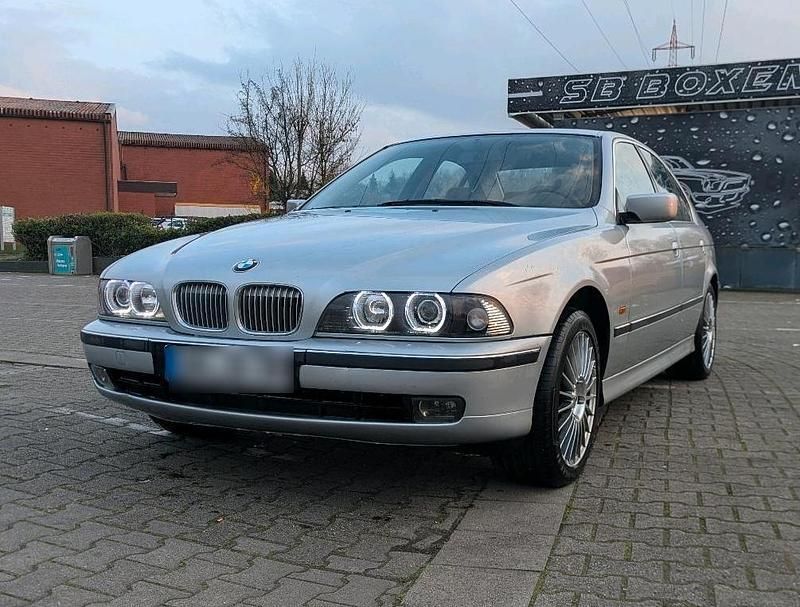 Gebraucht BMW 520 150 PS (110 kW) 1997 Silber Limousine