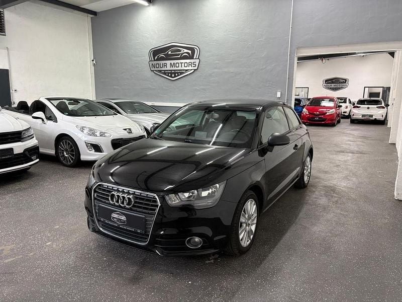 Gebraucht Audi A1 Ambition 86 PS (63 kW) 2012 Schwarz Limousine