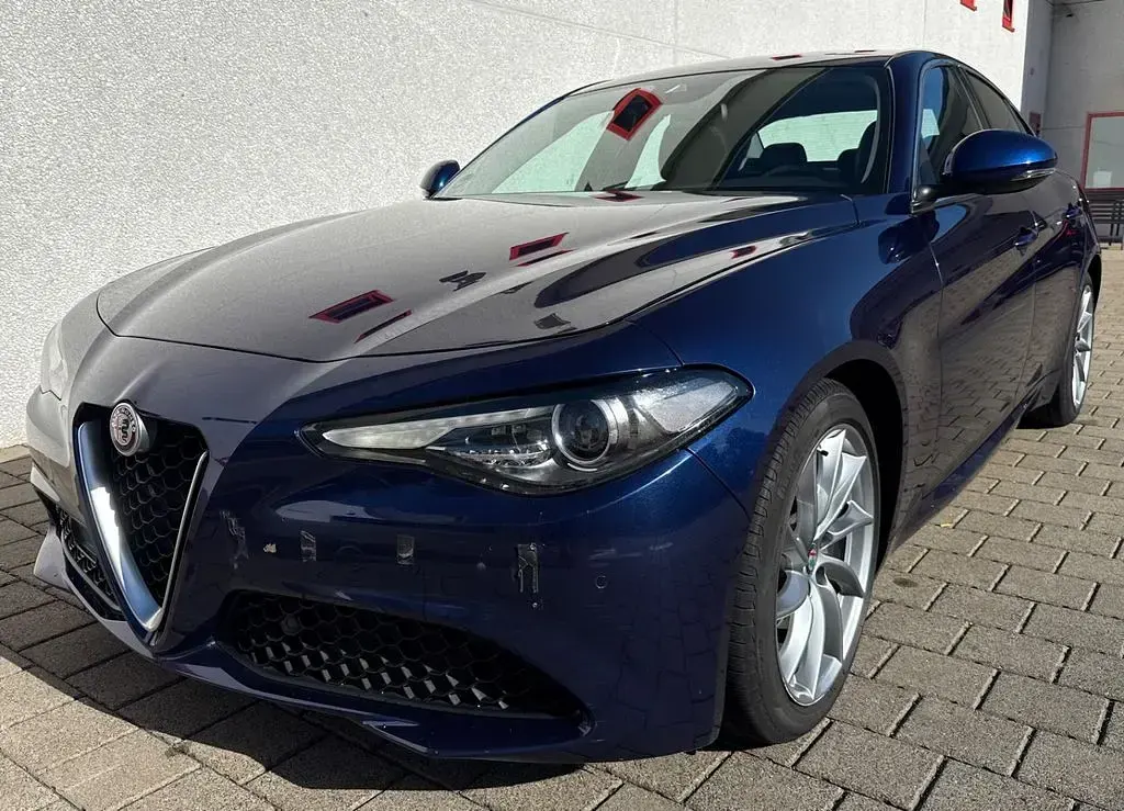 Gebraucht Alfa Romeo Giulia Super 179 PS (131 kW) 2018 Blau Limousine