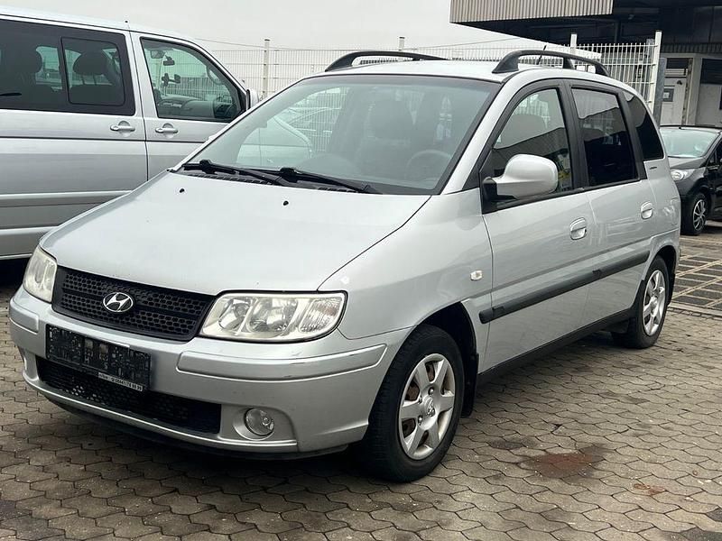 Silber Gebraucht 2007 Hyundai Matrix GLS Van / Kleinbus | 799 € (Guter Preis) - Bild 1/4