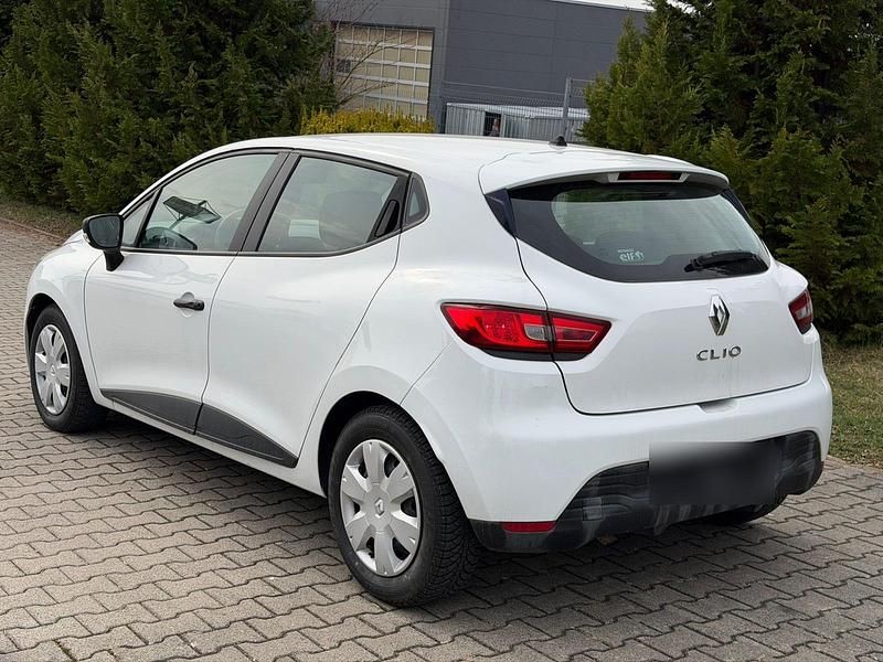 Gebraucht Renault Clio IV 65 PS (47 kW) 2015 Weiß Kleinwagen