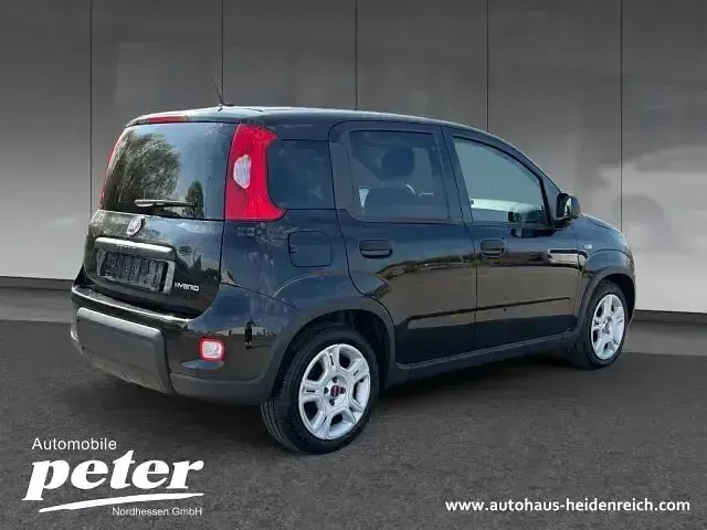 Gebraucht Fiat Panda 69 PS (50 kW) 2023 Cinema schwarz Kleinwagen