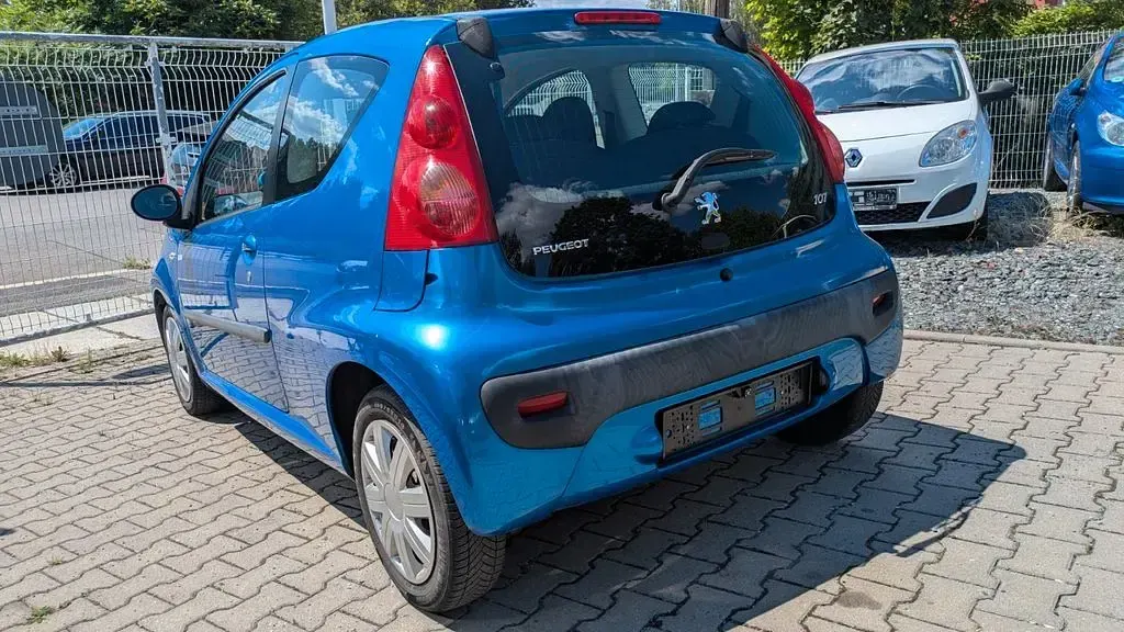 Gebraucht Peugeot 107 Style 68 PS (50 kW) 2011 Blau Kleinwagen