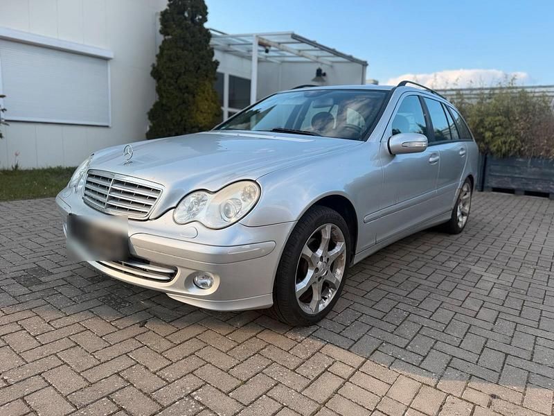 Gebraucht Mercedes C200 2005 Grau Kombi