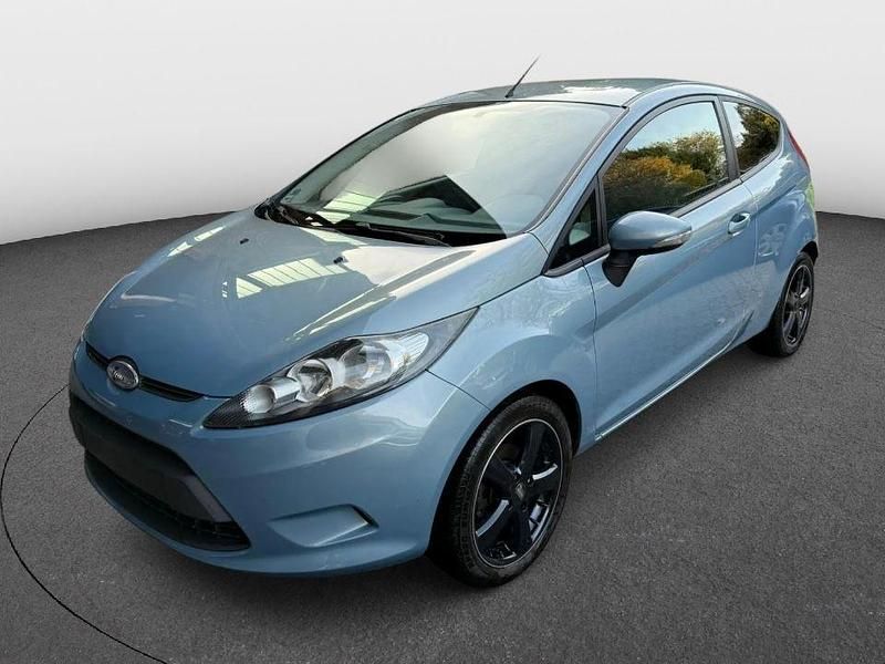 Grau Gebraucht 2008 Ford Fiesta Limousine | 3.450 € - Bild 1/4