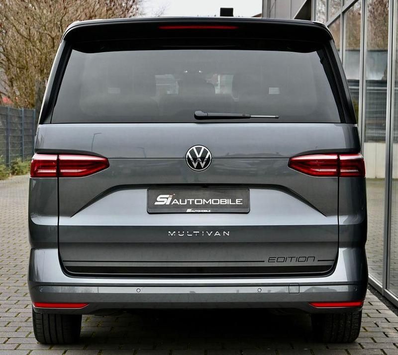 Gebraucht VW Multivan Edition 204 PS (150 kW) 2025 Indiumgrau metallic Van