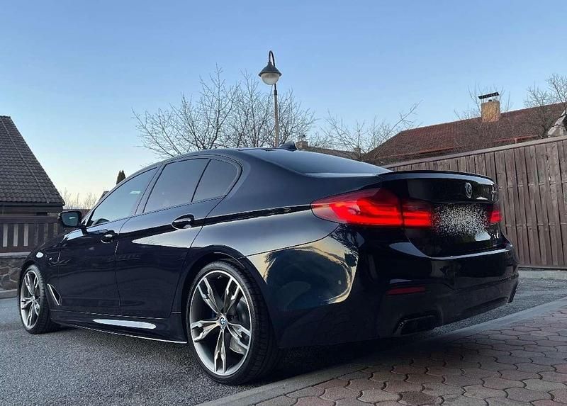 Gebraucht BMW M550 Performance 530 PS (389 kW) 2020 Schwarz Limousine