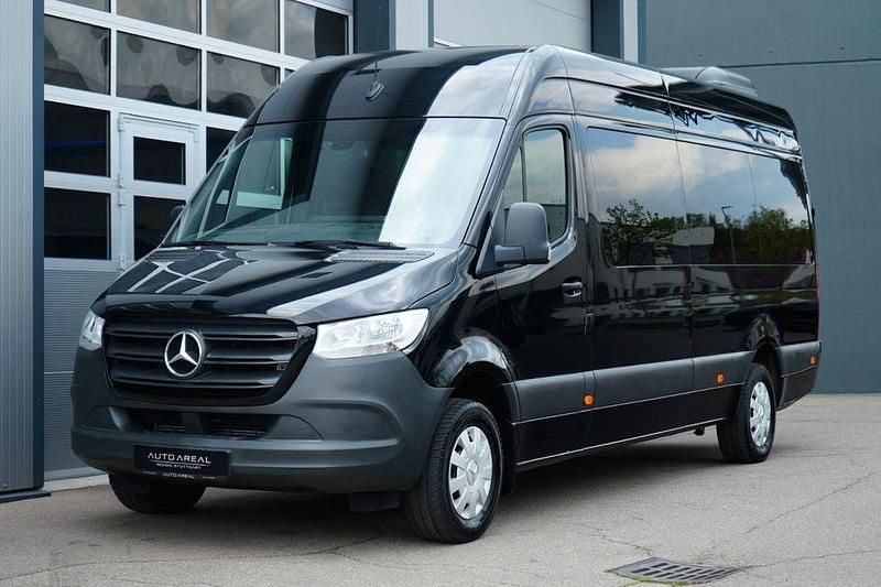 Schwarz Gebraucht 2020 Mercedes Sprinter Van | 45.220 € - Bild 1/4