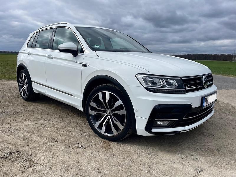 Weiß Gebraucht 2018 VW Tiguan Highline SUV | 26.600 € (Etwas zu teuer) - Bild 1/4