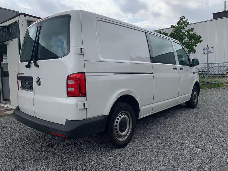 Gebraucht VW Transporter 150 PS (110 kW) 2019 Weiß Van