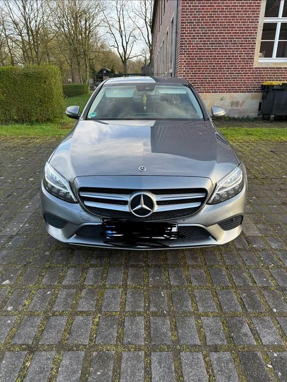 Gebraucht Mercedes C200 160 PS (117 kW) 2019 Limousine