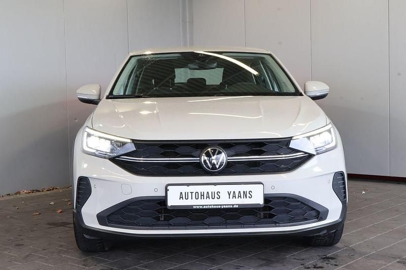 Używany VW Taigo 95 KM (69 kW) 2023 Szary SUV