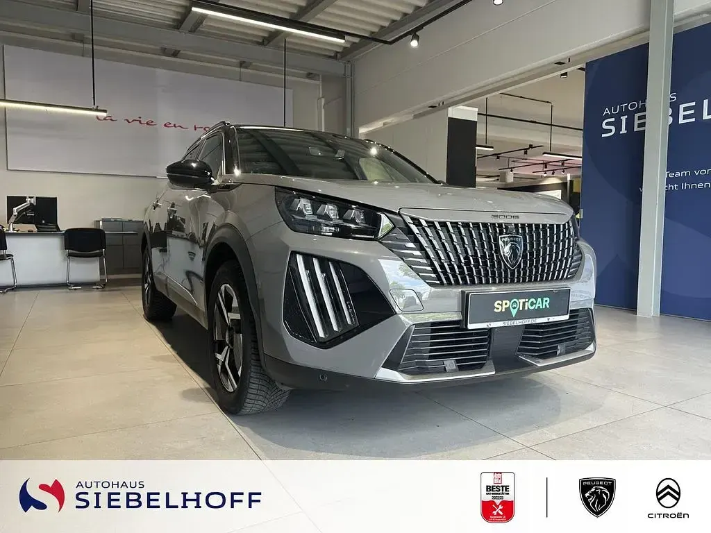 Gebraucht Peugeot 2008 GT 131 PS (96 kW) 2024 Grau SUV