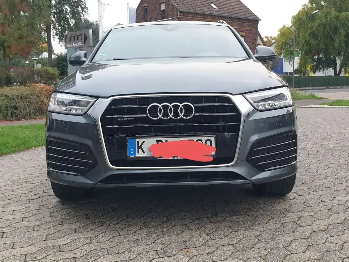 Gebraucht Audi Q3 S-Line 184 PS (135 kW) 2015 Grau SUV