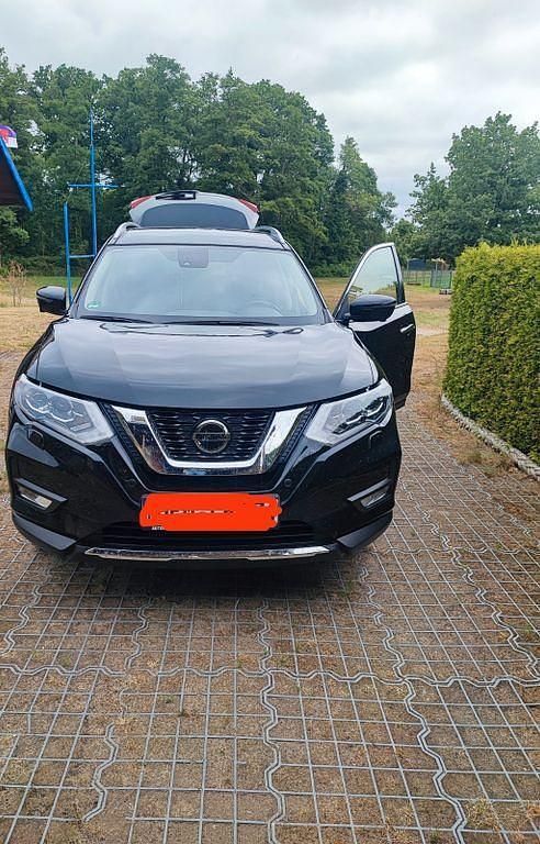 Schwarz Gebraucht 2019 Nissan X-Trail N-Connecta SUV | 22.000 € (Fairer Preis) - Bild 1/4