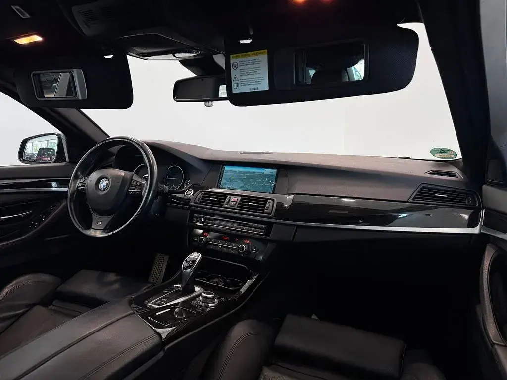 Gebraucht BMW 520 M Sport 184 PS (135 kW) 2012 Grau Kombi