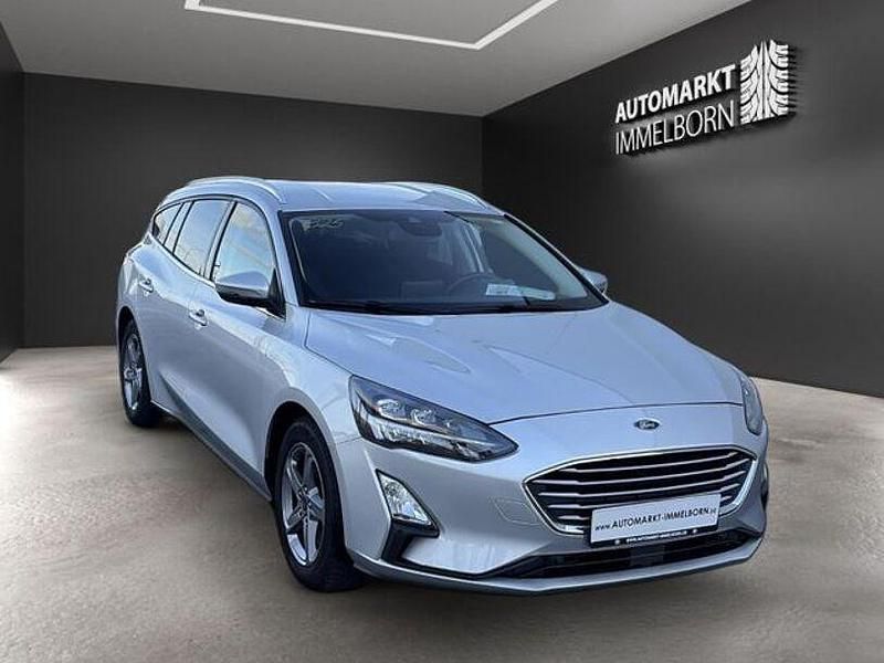Gebraucht Ford Focus Cool & Connect 140 PS (102 kW) 2021 Silber Limousine