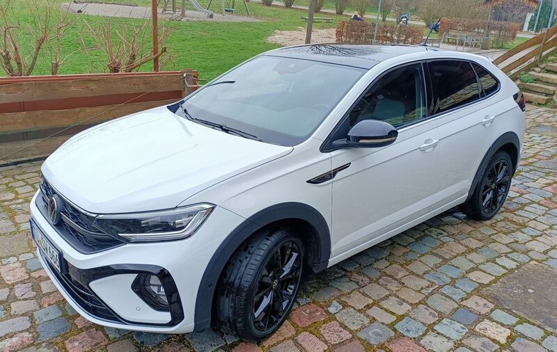 Weiß Gebraucht 2022 VW Taigo R-line SUV | 26.800 € (Fairer Preis) - Bild 1/4