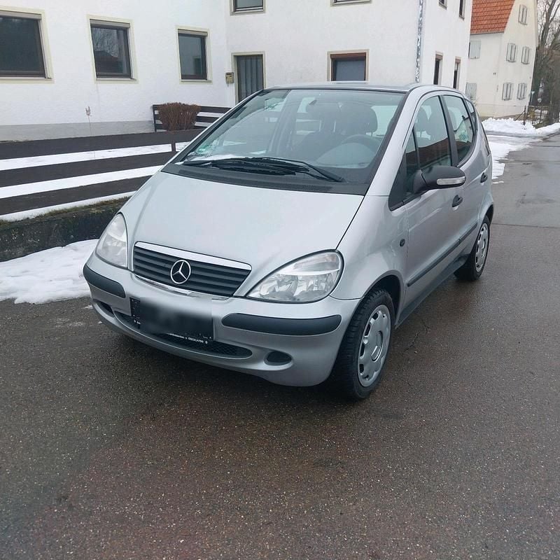 Silber Gebraucht 2004 Mercedes A160 Kleinwagen | 1.690 € (Fairer Preis) - Bild 1/4