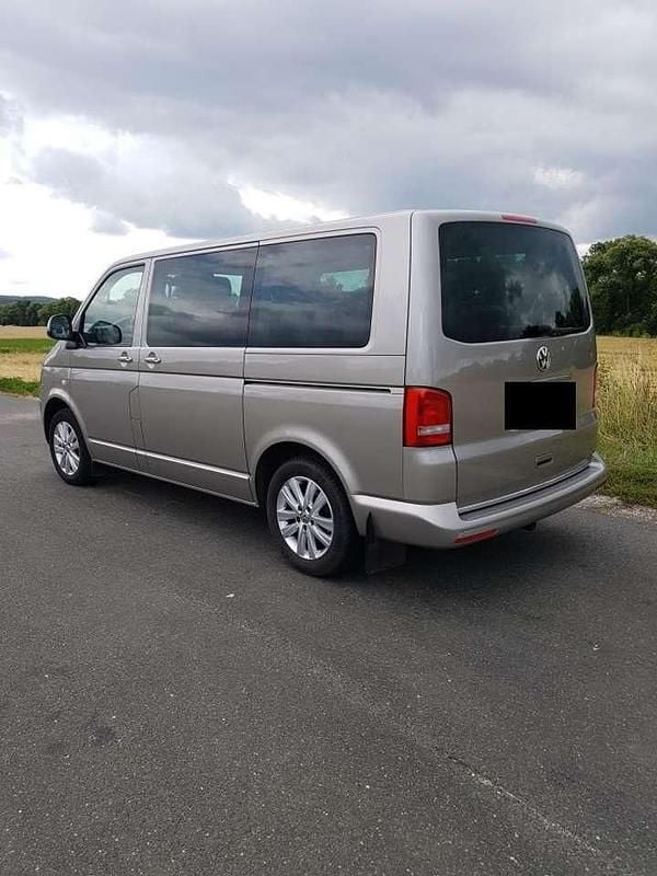 Gebraucht VW Multivan Highline 179 PS (131 kW) 2015 Beige Van / Kleinbus