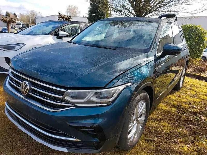 Gebraucht VW Tiguan Elegance 150 PS (110 kW) 2023 Blau SUV