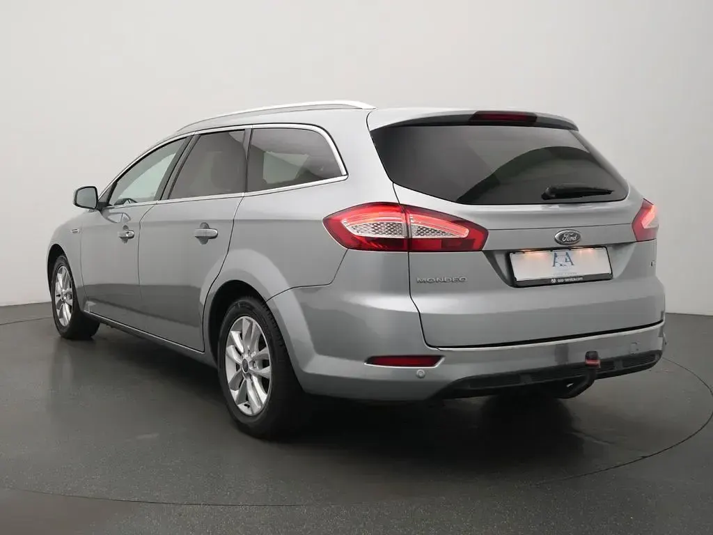 Gebraucht Ford Mondeo Trend 160 PS (117 kW) 2013 Silber Limousine