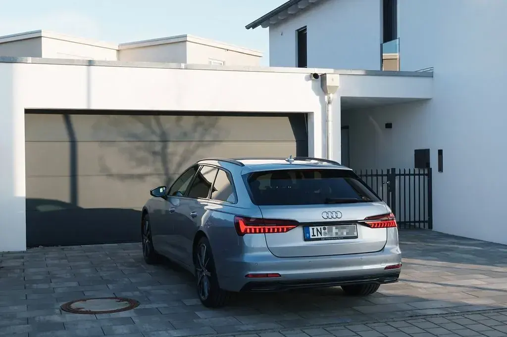 Gebraucht Audi A6 Advanced 163 PS (119 kW) 2025 Silber Kombi