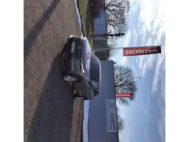 Gebraucht Honda HR-V Elegance 107 PS (78 kW) 2025 Sage green p. SUV