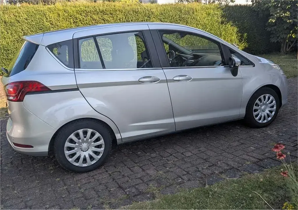 Gebraucht Ford B-MAX 125 PS (91 kW) 2013 Silber Van / Kleinbus