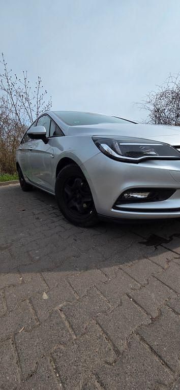 Gebraucht Opel Astra Active 110 PS (80 kW) 2017 Silber Kombi