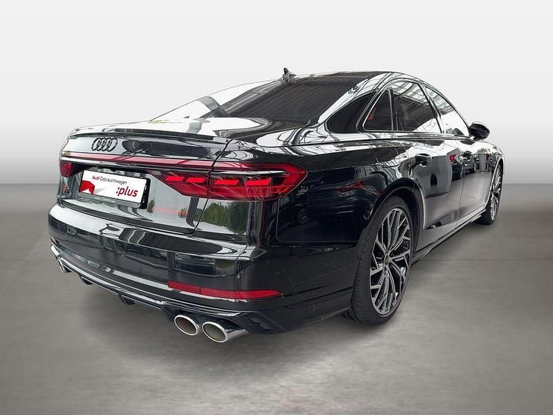 Gebraucht Audi S8 Ambiente 571 PS (419 kW) 2023 Schwarz Limousine
