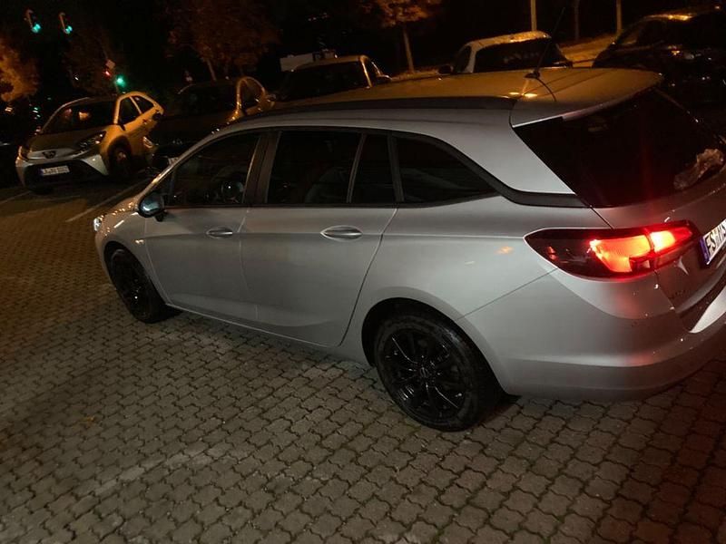 Gebraucht Opel Astra Dynamic 110 PS (80 kW) 2018 Silber Kombi