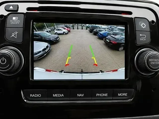 Gebraucht Peugeot Boxer 131 PS (96 kW) 2019 Weiß Van