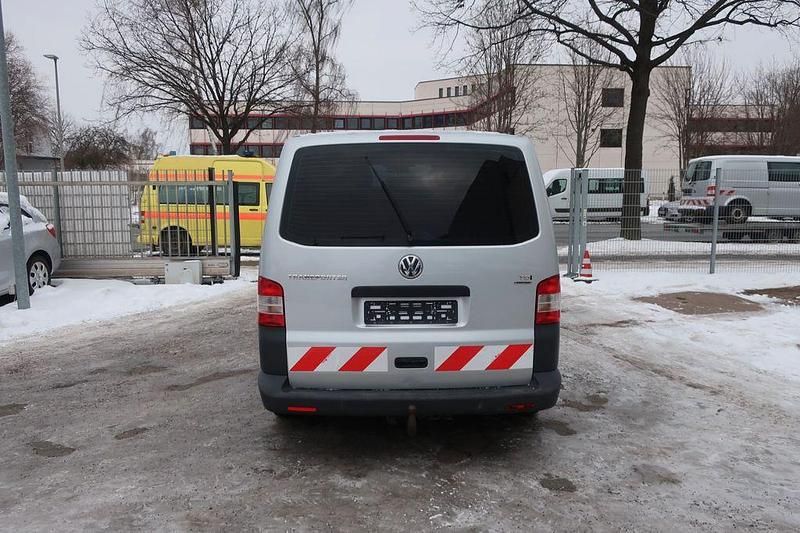 Gebraucht VW T5 140 PS (102 kW) 2010 Silber Van