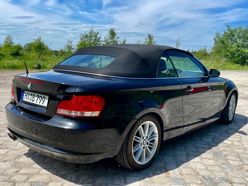 Gebraucht BMW 123 Cabriolet M Sport 204 PS (150 kW) 2009 Schwarz Cabrio