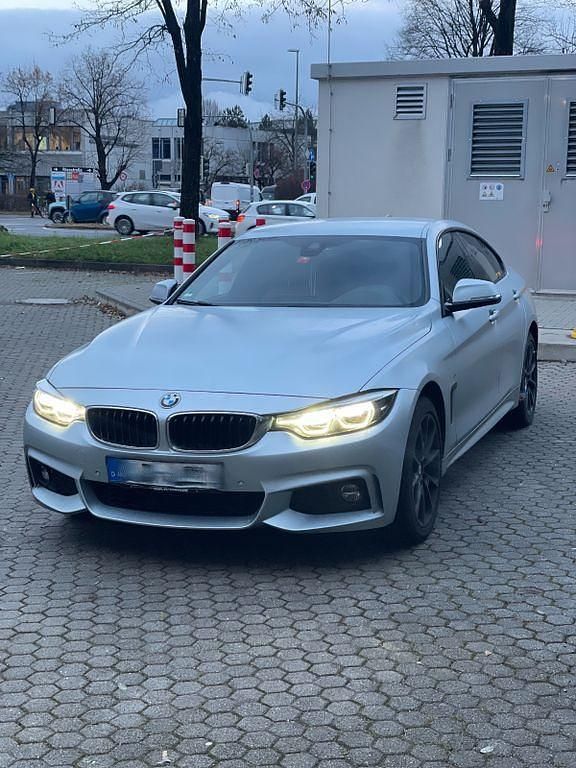 Grau Gebraucht 2017 BMW 440 M Performance Coupé | 34.200 € (Fairer Preis) - Bild 1/4