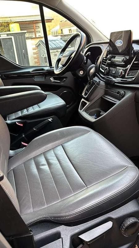 Usata Ford Transit Custom 253 CV (186 kW) 2020 Nero Monovolume