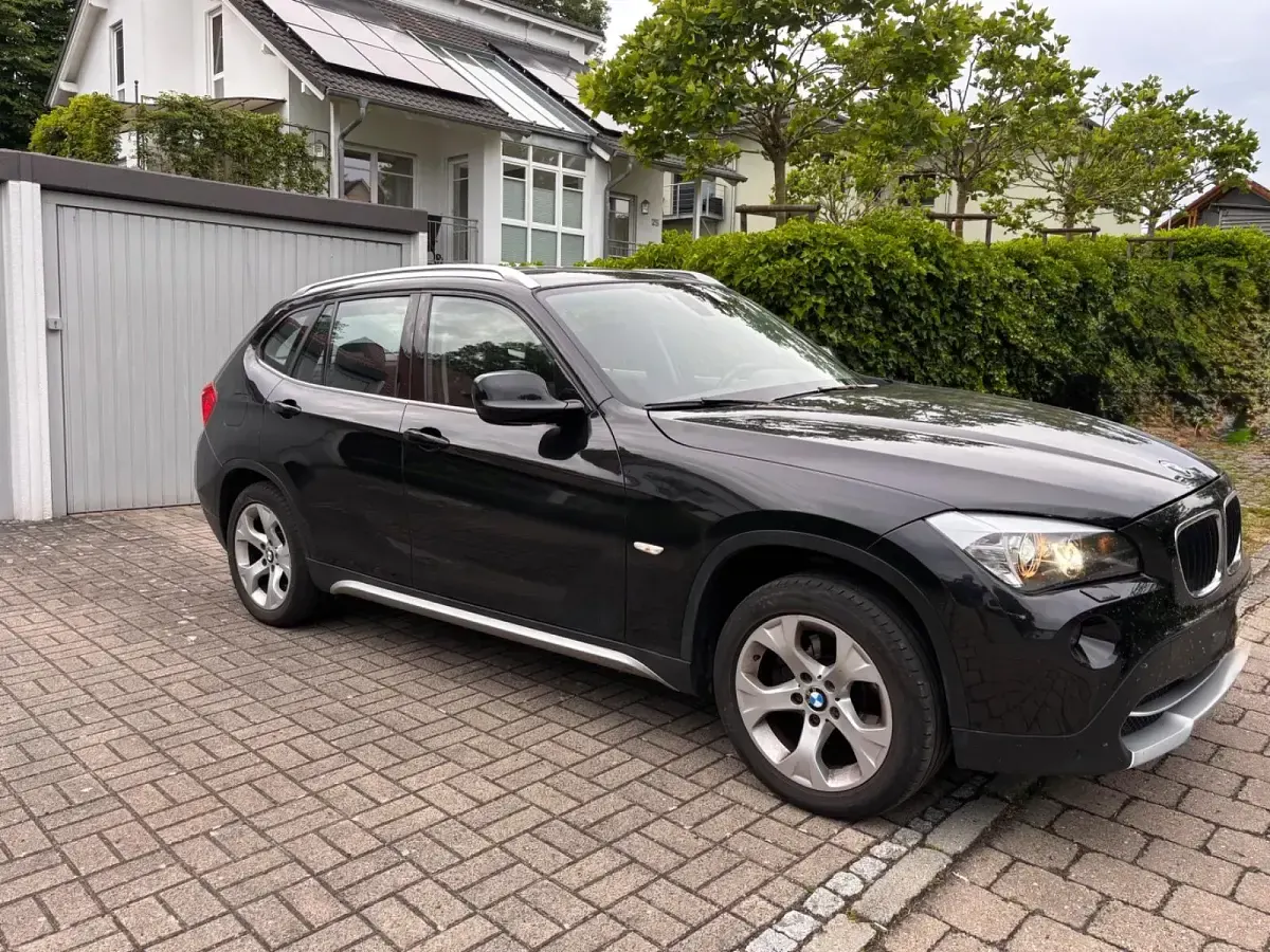 Gebraucht BMW X1 143 PS (105 kW) 2013 Schwarz SUV