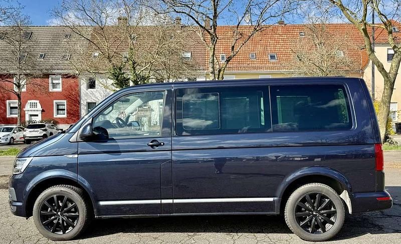 Gebraucht VW T6 Generation Six 150 PS (110 kW) 2017 Blau Van