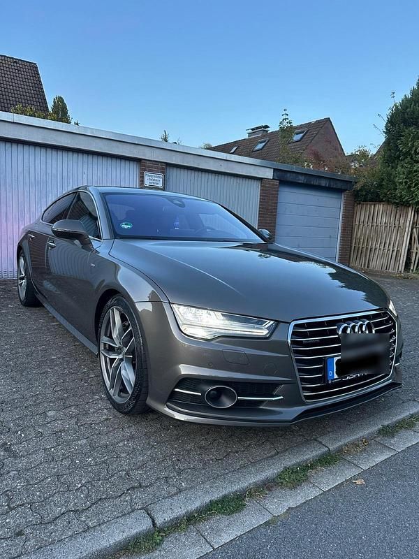 Andere farben Gebraucht 2016 Audi A7 S-Line Kleinwagen | 24.500 € (Superpreis) - Bild 1/4