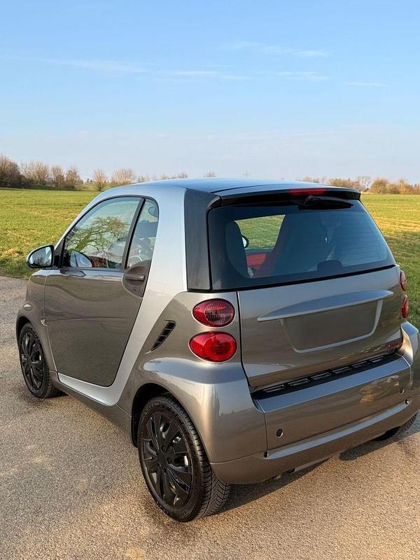 Gebraucht Smart ForTwo Coupé 84 PS (61 kW) 2012 Coupé