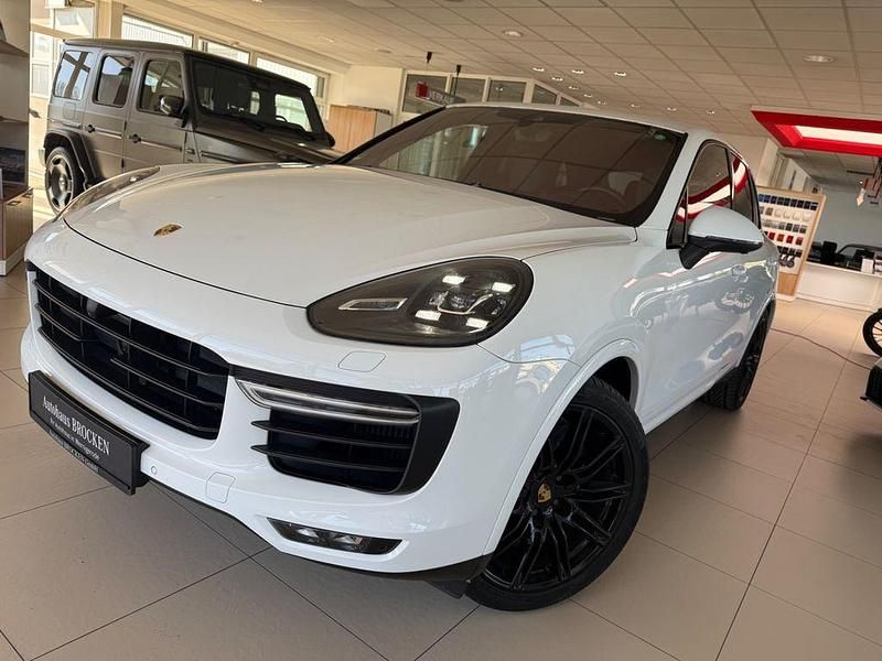 Gebraucht Porsche Cayenne Turbo 519 PS (381 kW) 2016 Weiß SUV