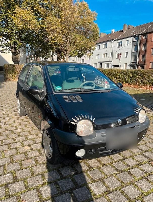 Second-hand Renault Twingo 75 CP (55 kW) 2001 Negru Hatchback