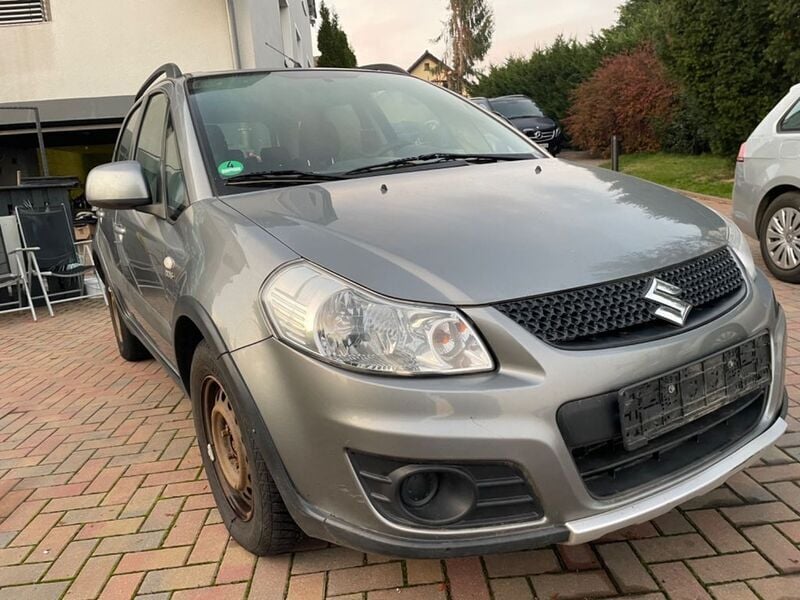 Gebraucht Suzuki SX4 135 PS (99 kW) 2012 Grau Kleinwagen