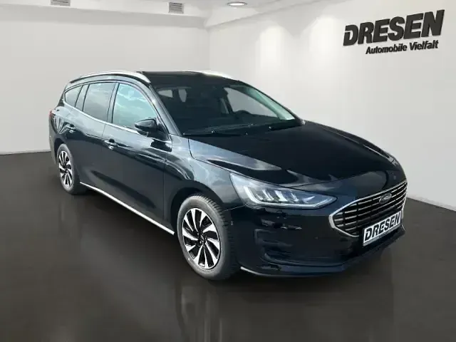 Neu Ford Focus Titanium X 155 PS (114 kW) 2025 Schwarz Kombi
