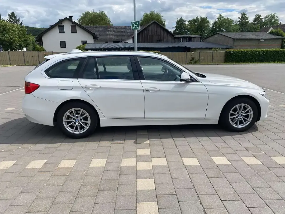 Gebraucht BMW 316 116 PS (85 kW) 2013 Weiß Kombi