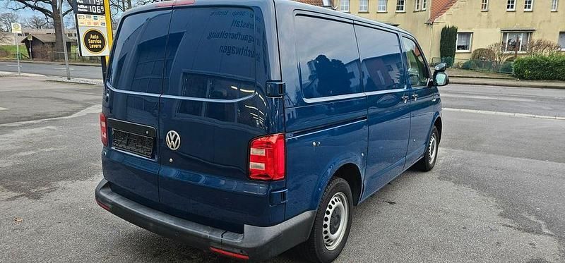 Usata VW Transporter 150 CV (110 kW) 2017 Blu Furgone