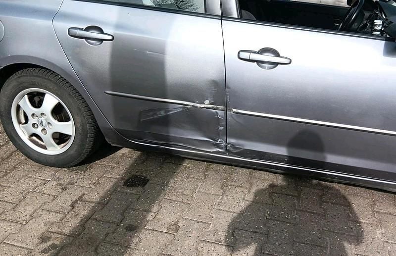 Second-hand Mazda 3 105 CP (77 kW) 2004 Gri Berlinǎ