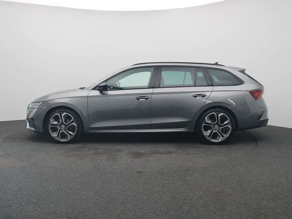 Gebraucht Skoda Octavia RS 200 PS (147 kW) 2024 Graphitegrau metallic Kombi